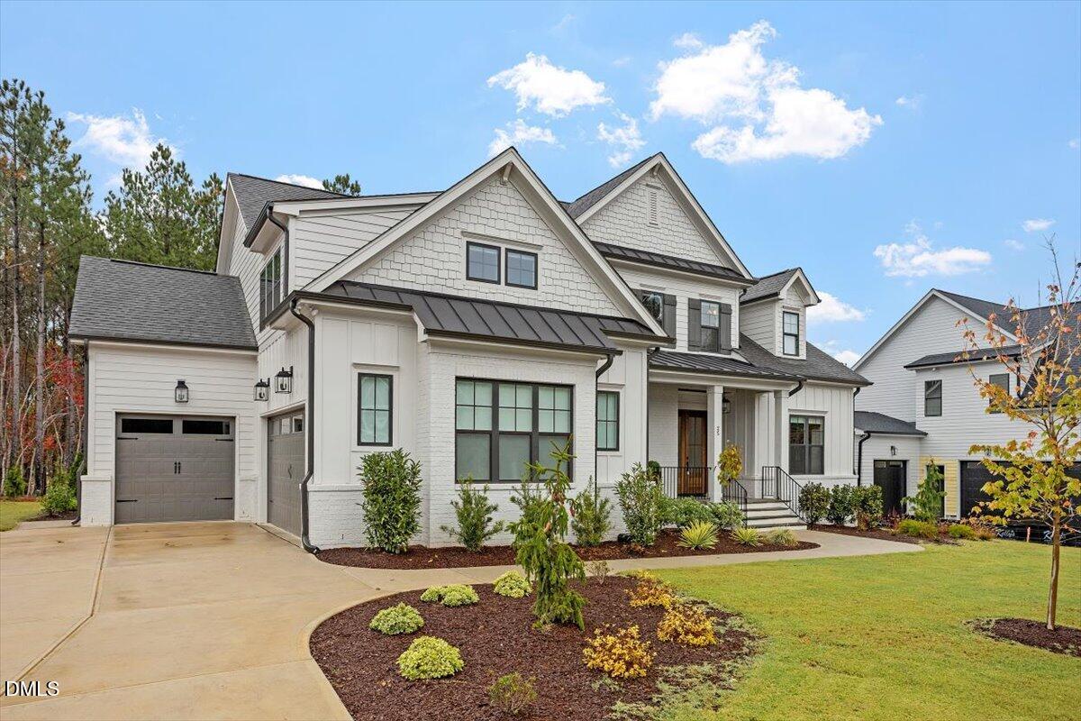 25 Chestnut Oak Drive