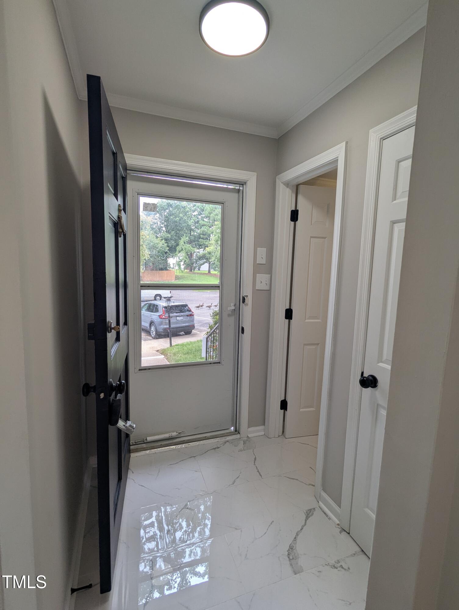 919 Lexington Court