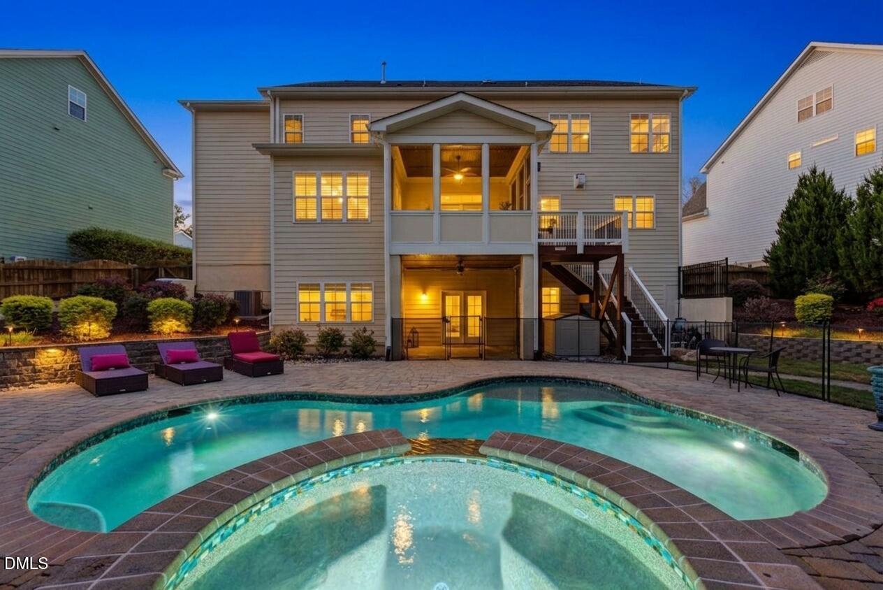 917 Cambridge Hall Loop