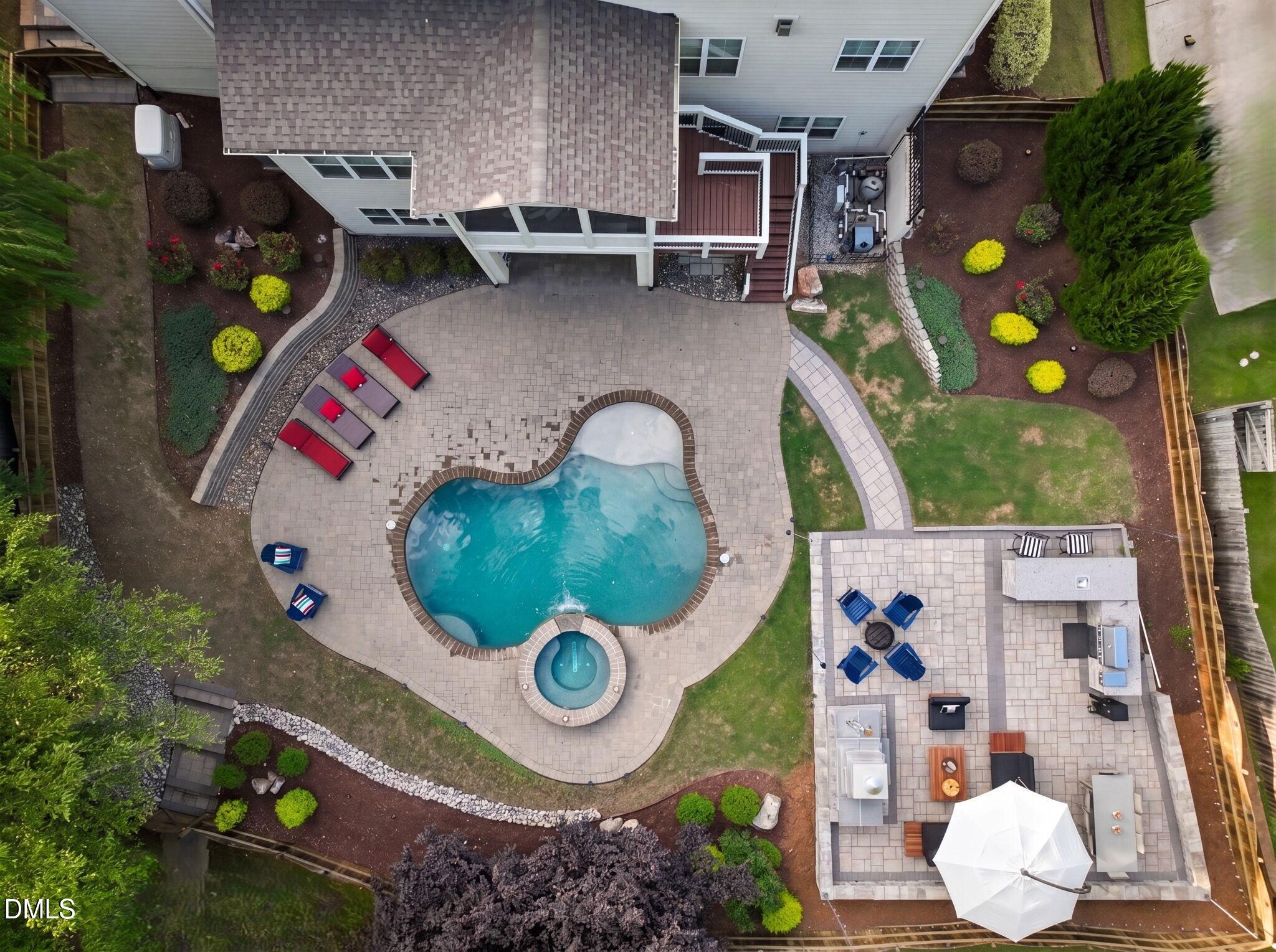 917 Cambridge Hall Loop