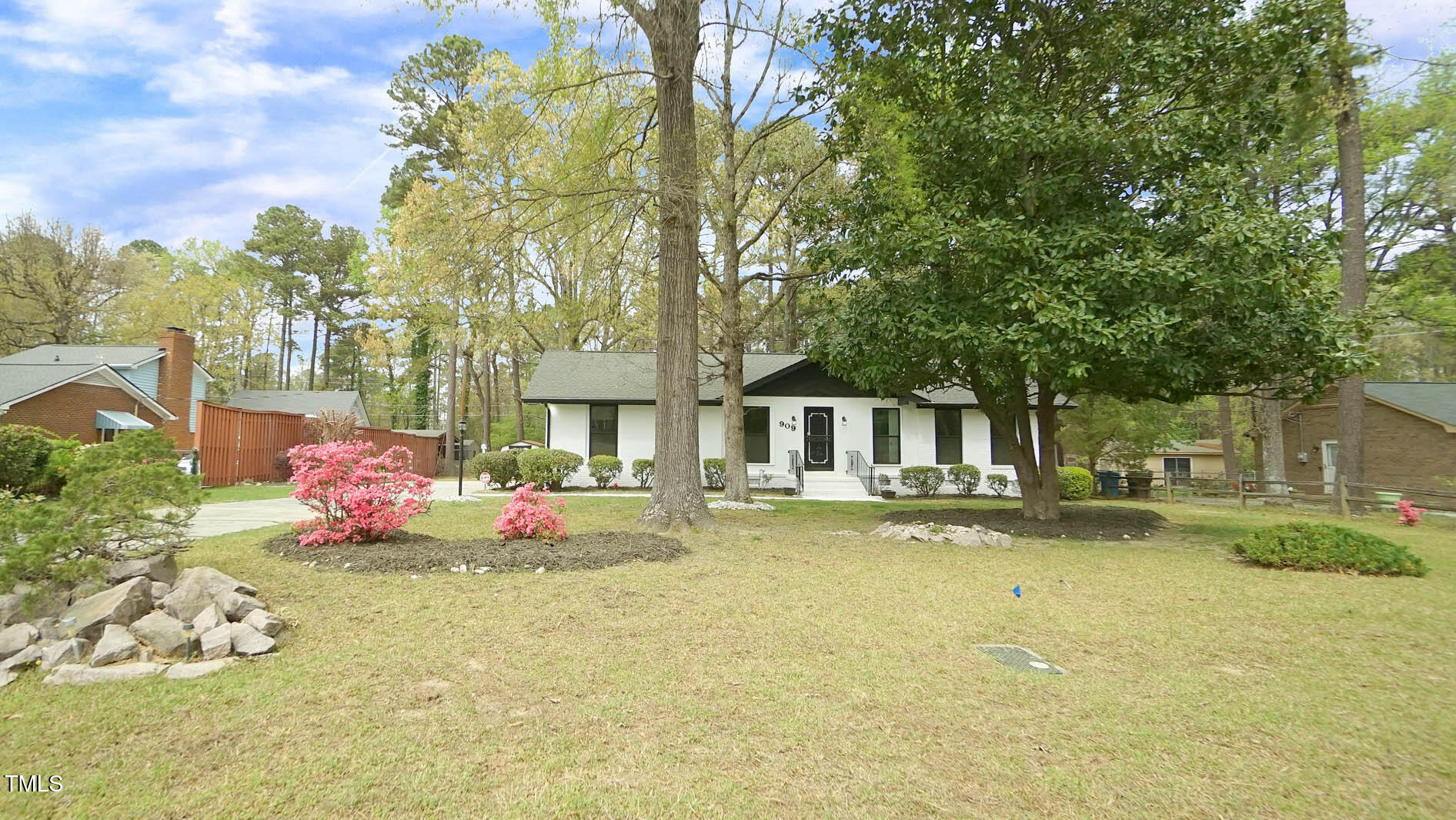 909 Windcrest Road