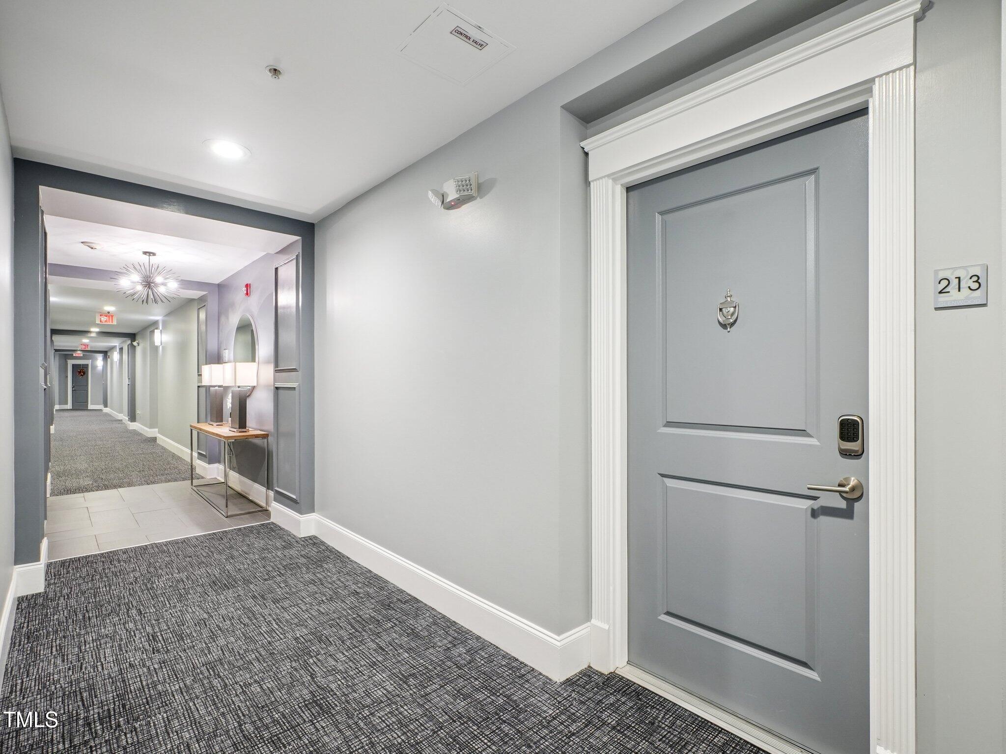 222 Glenwood Avenue 213