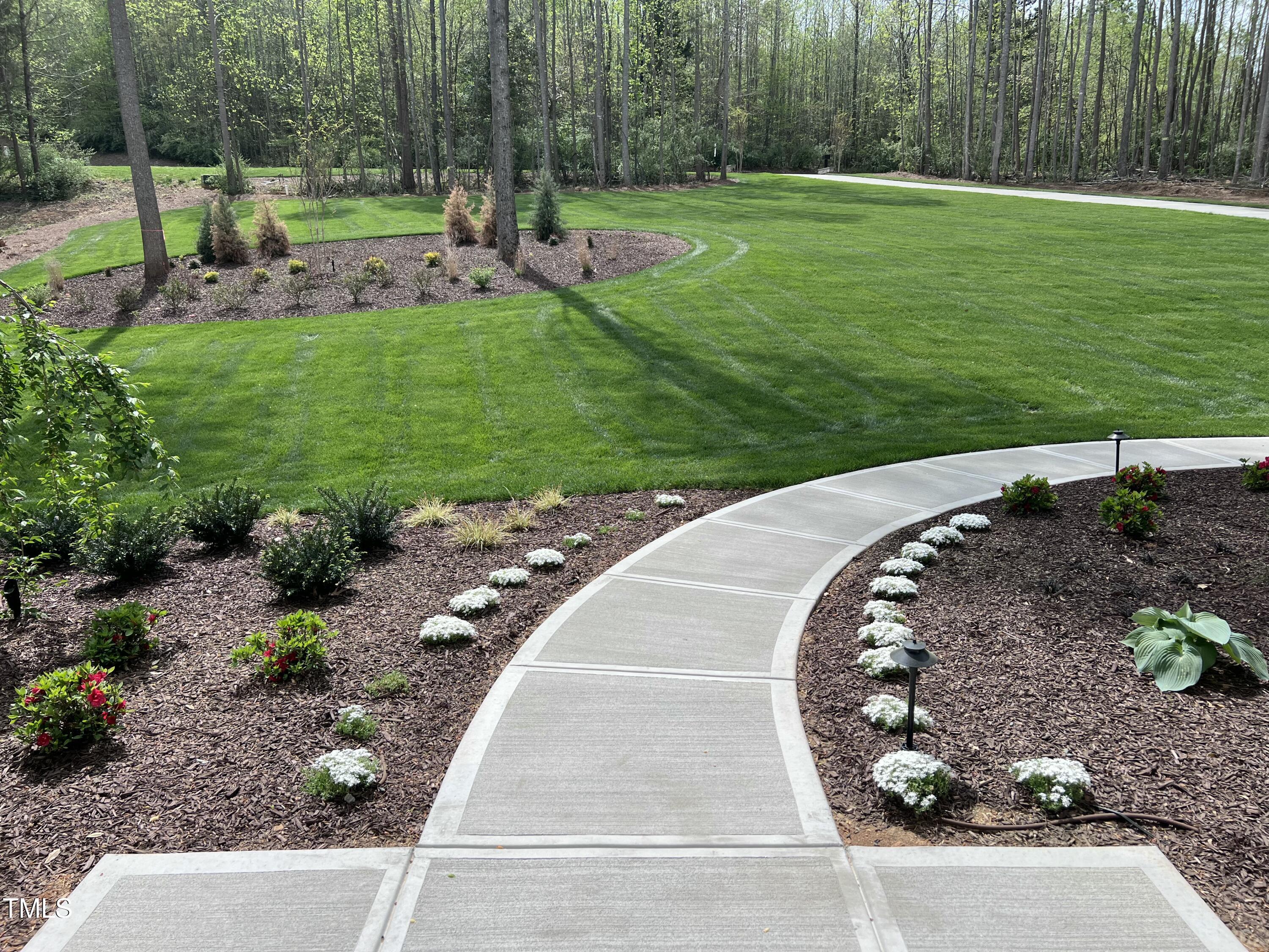 196 Mountaintop Circle