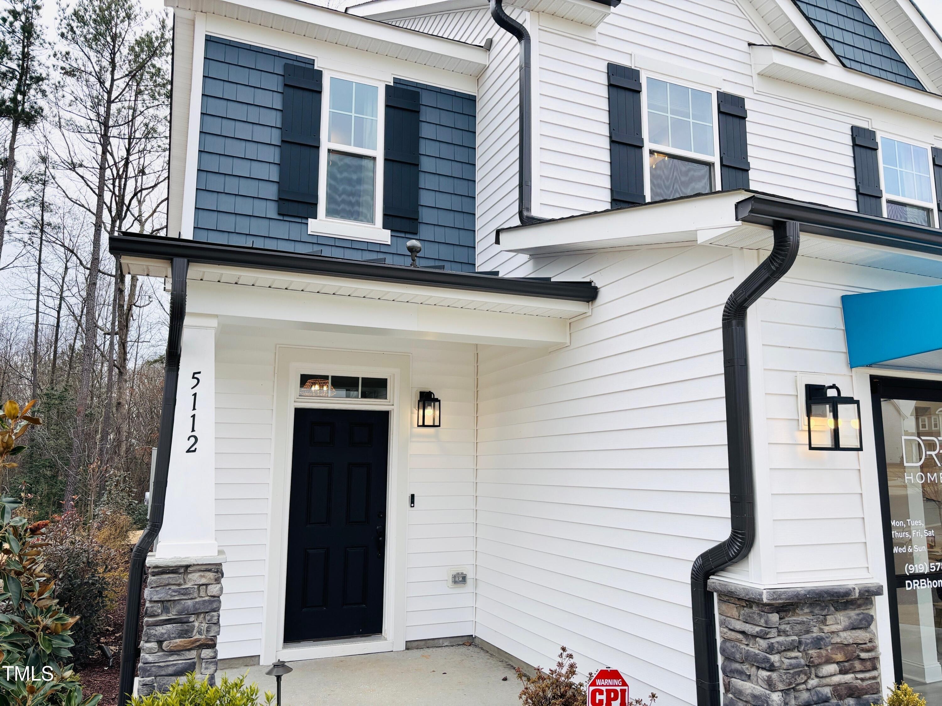 5112 N River Sand Trail