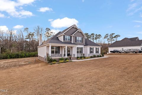 A home in Hope Mills