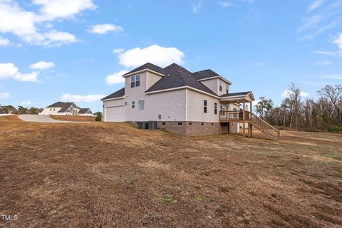 A home in Hope Mills