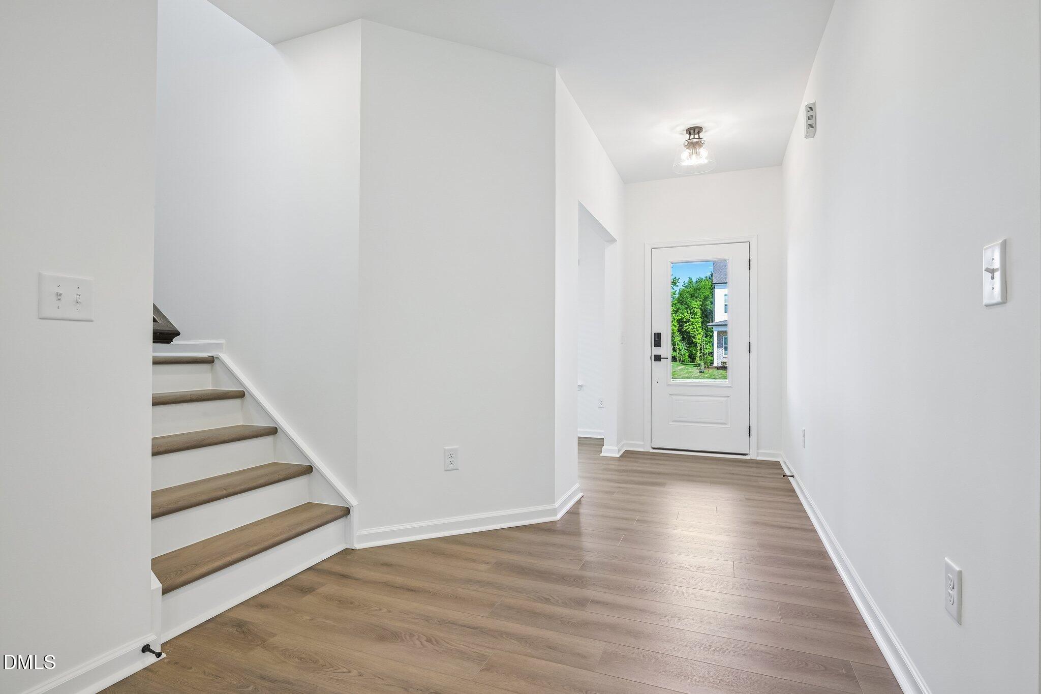 933 Fetching Place 372