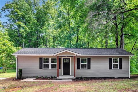 185 Grove Hill Road Macon NC 27551