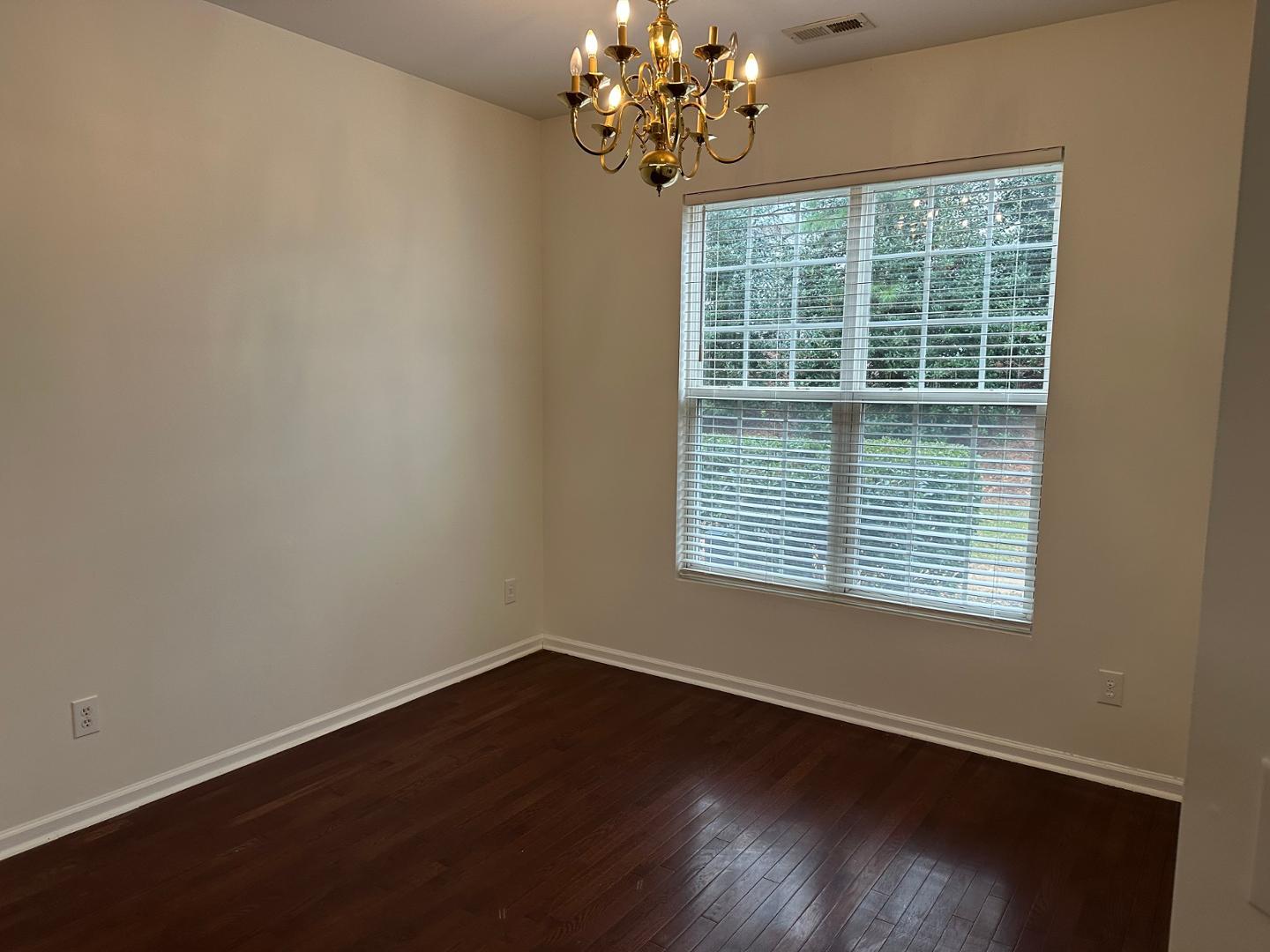 522 Writers Way