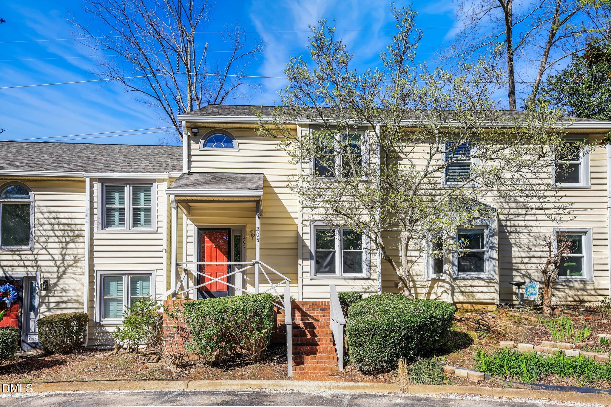 205 Oak Hollow Court