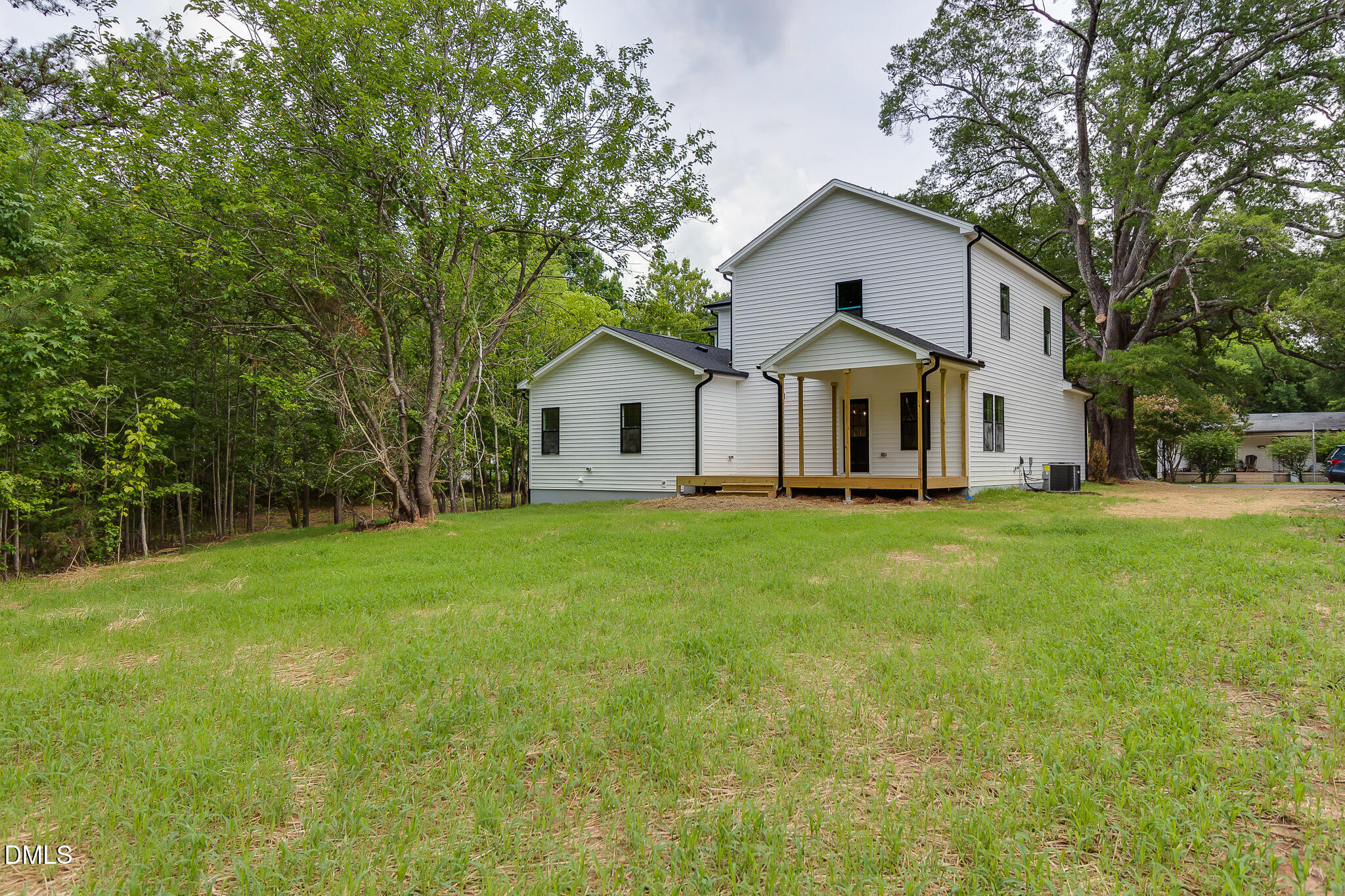514 E Juniper Avenue