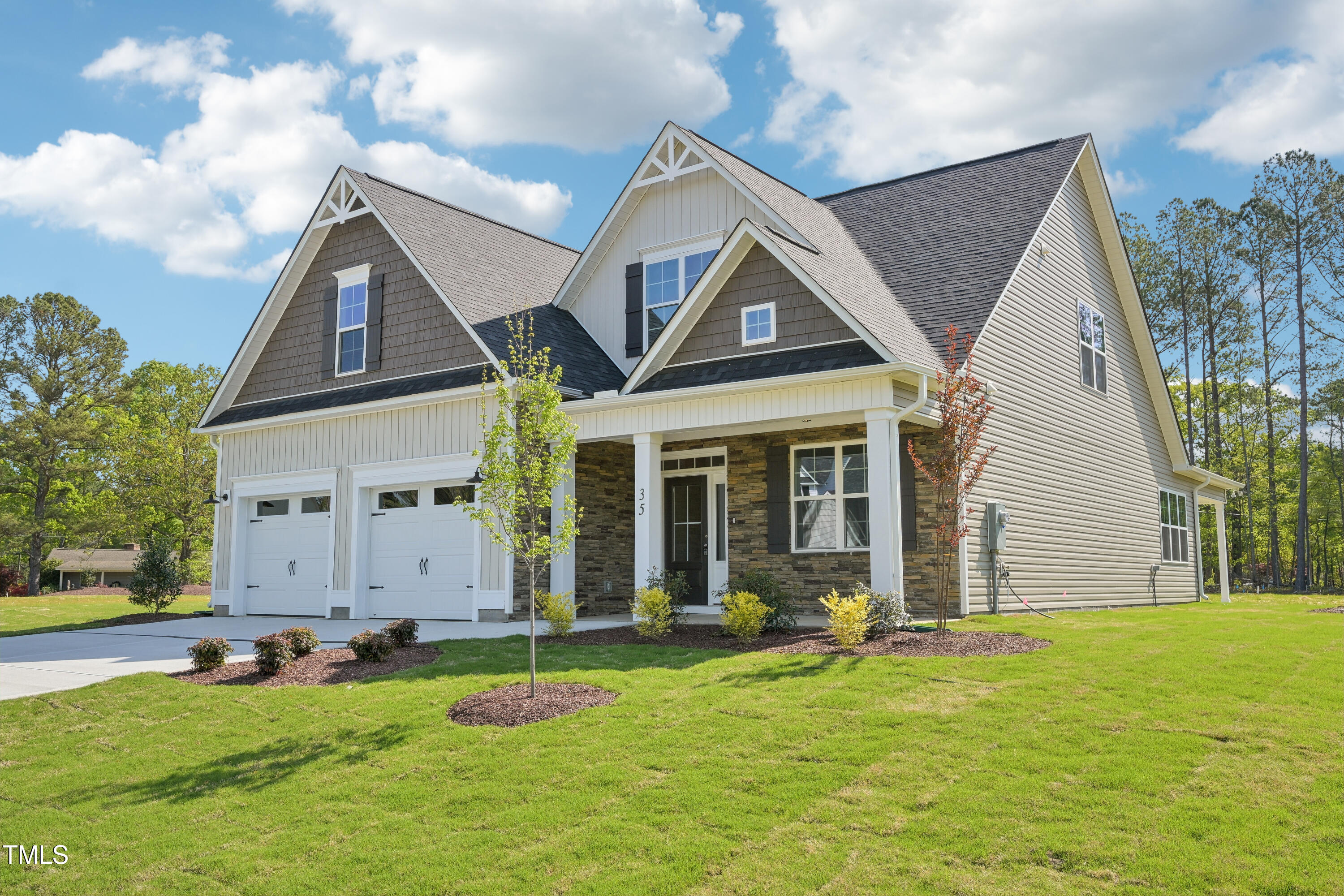 35 Hewitt Wds Drive