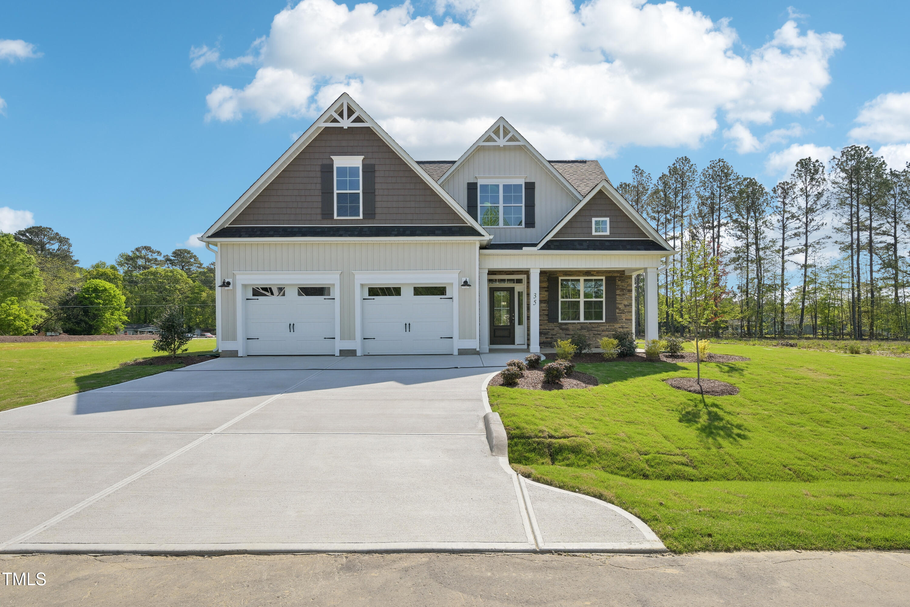 35 Hewitt Wds Drive