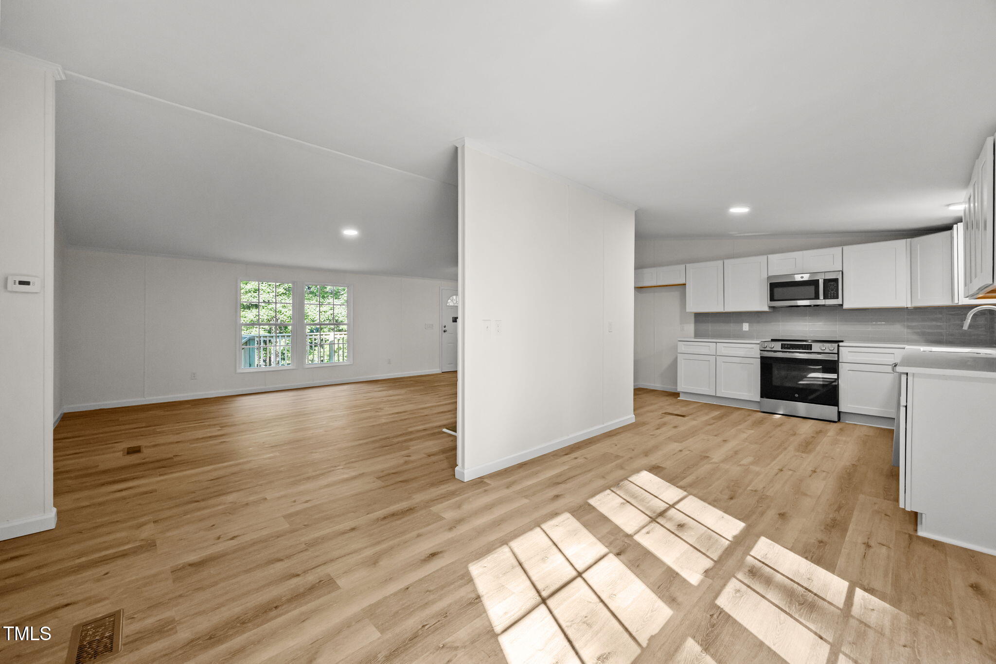 3122 Willow Creek Drive