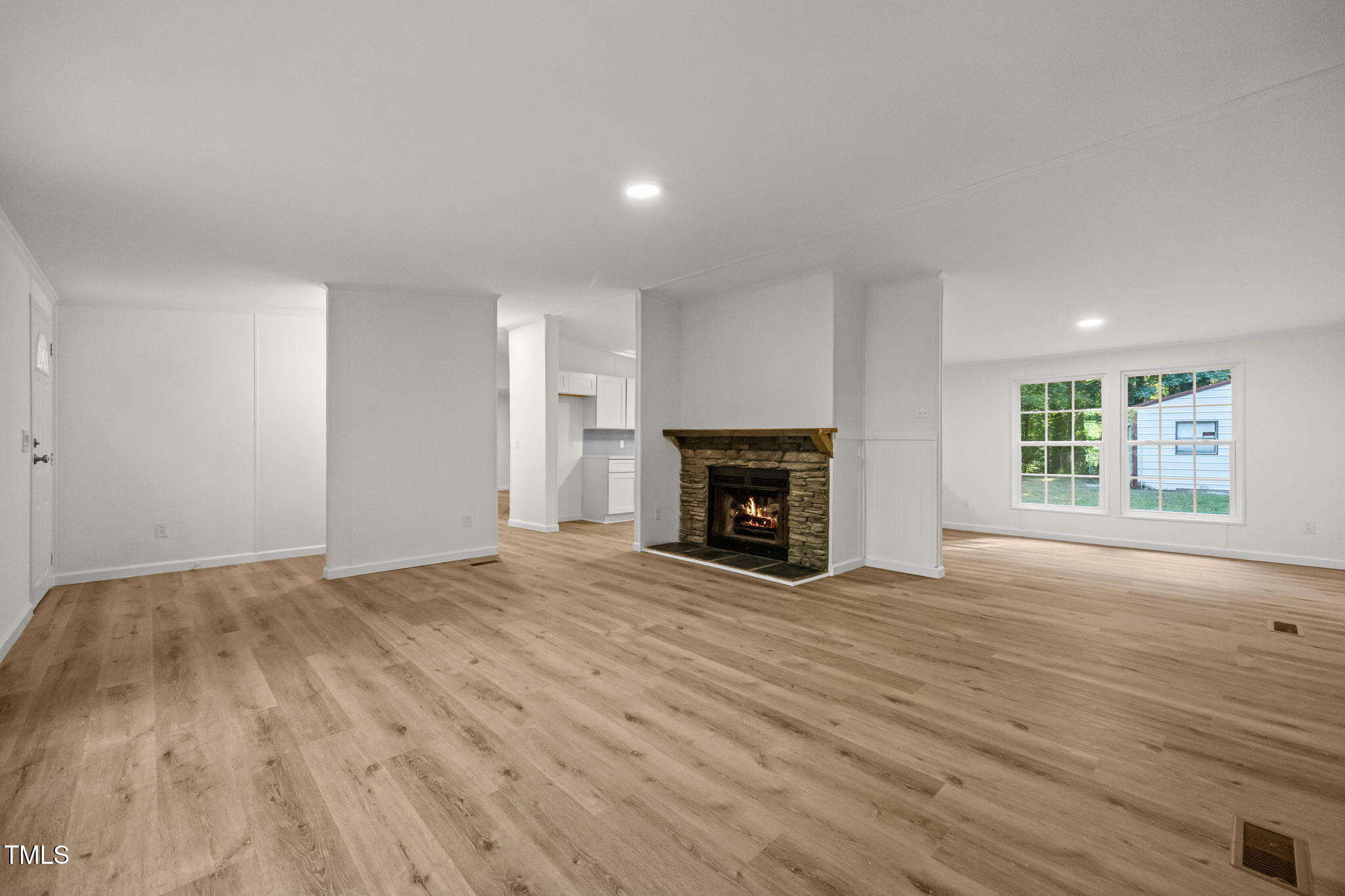 3122 Willow Creek Drive