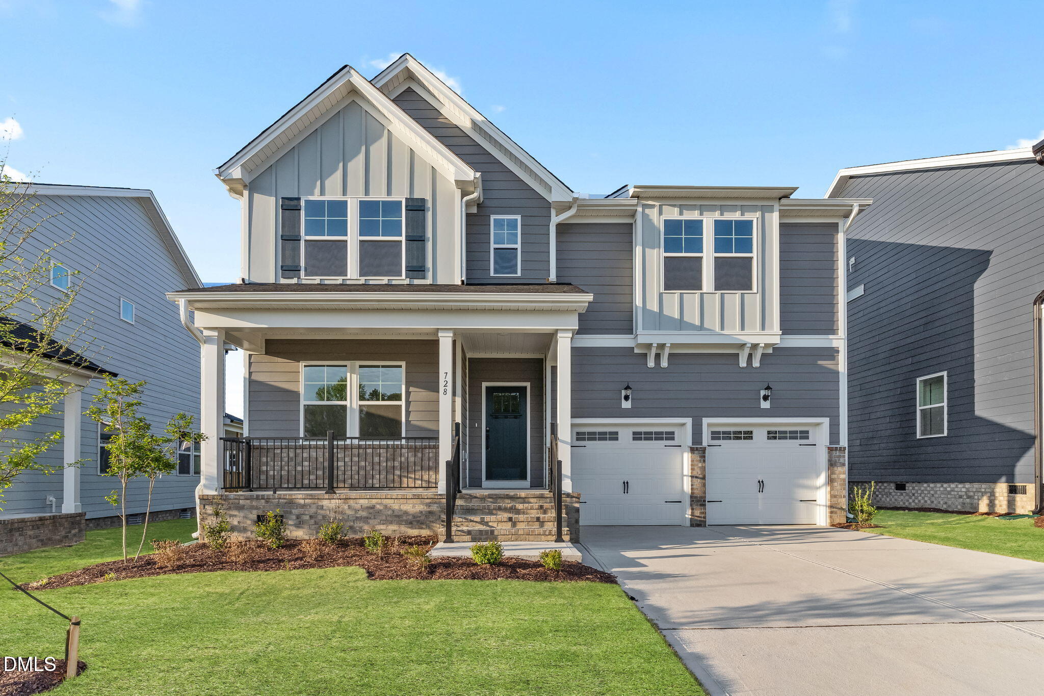 728 Aristocrat Lane