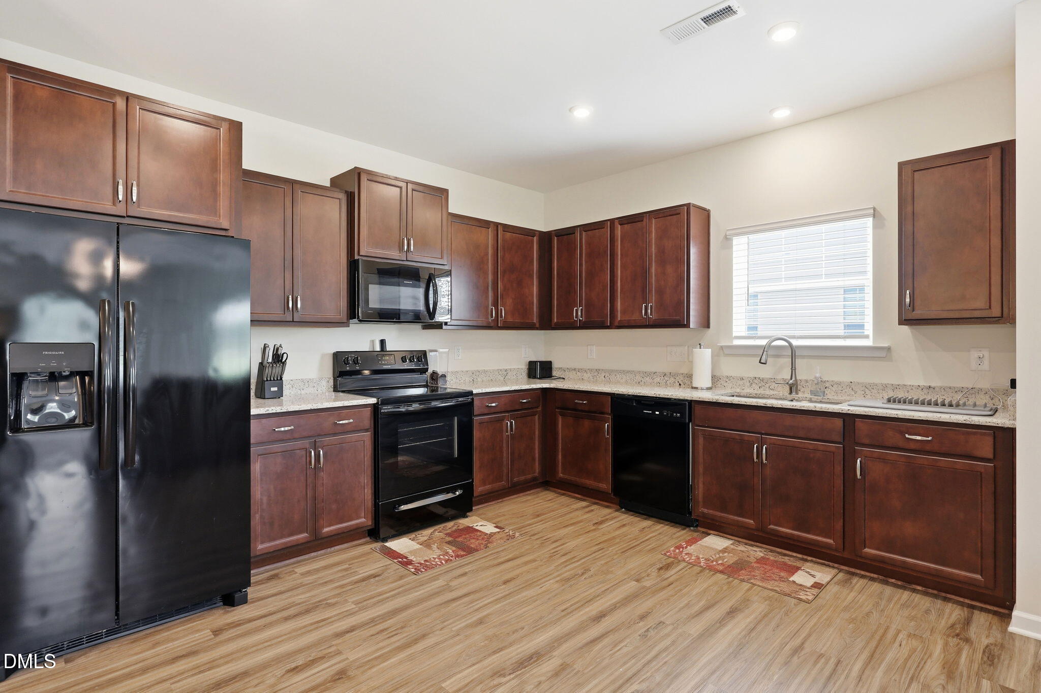 4939 Pioneer Drive
