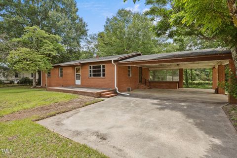 1051 Old Us 421 Lillington NC 27546