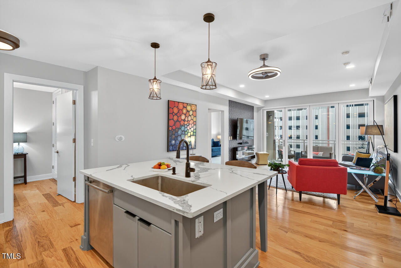 400 Hunt Street Unit 406