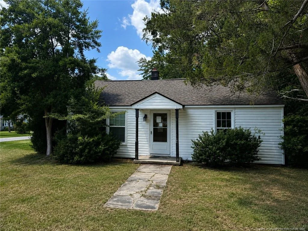 5426 Pinecrest Drive
