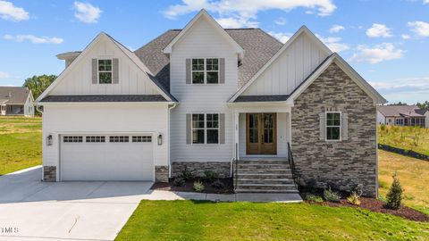 Single Family Residence in Fuquay Varina NC 125 Cotton Fields Lane.jpg