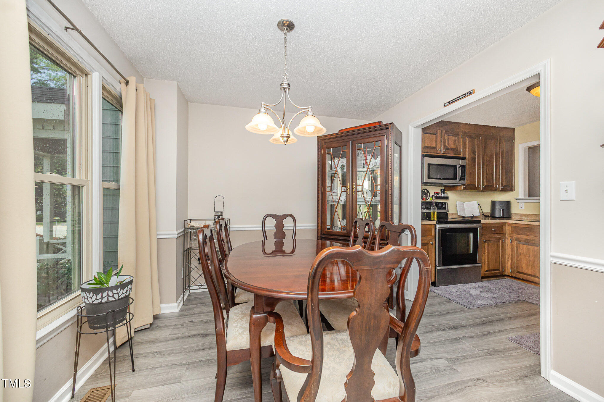 5538 Sharpe Drive