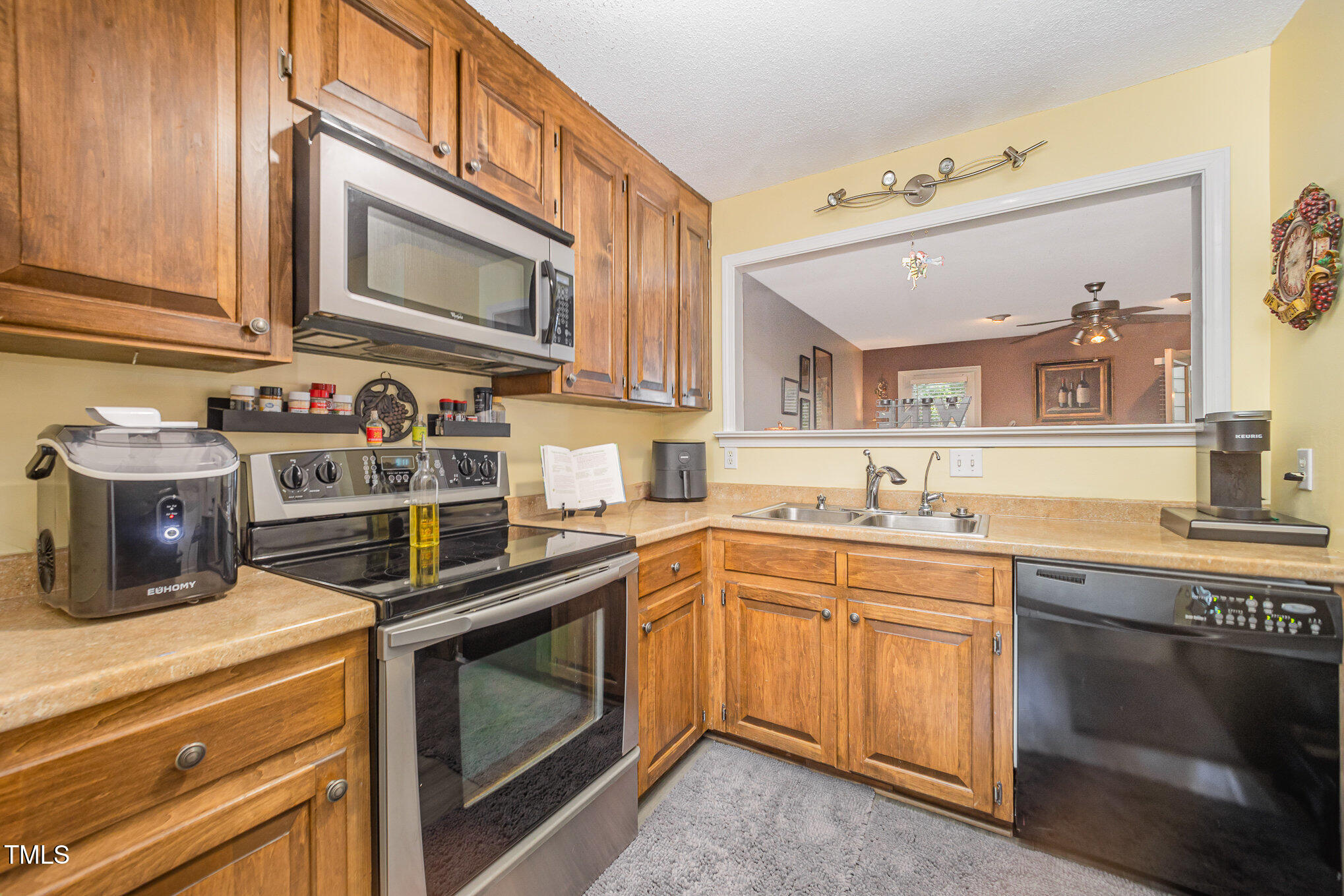 5538 Sharpe Drive