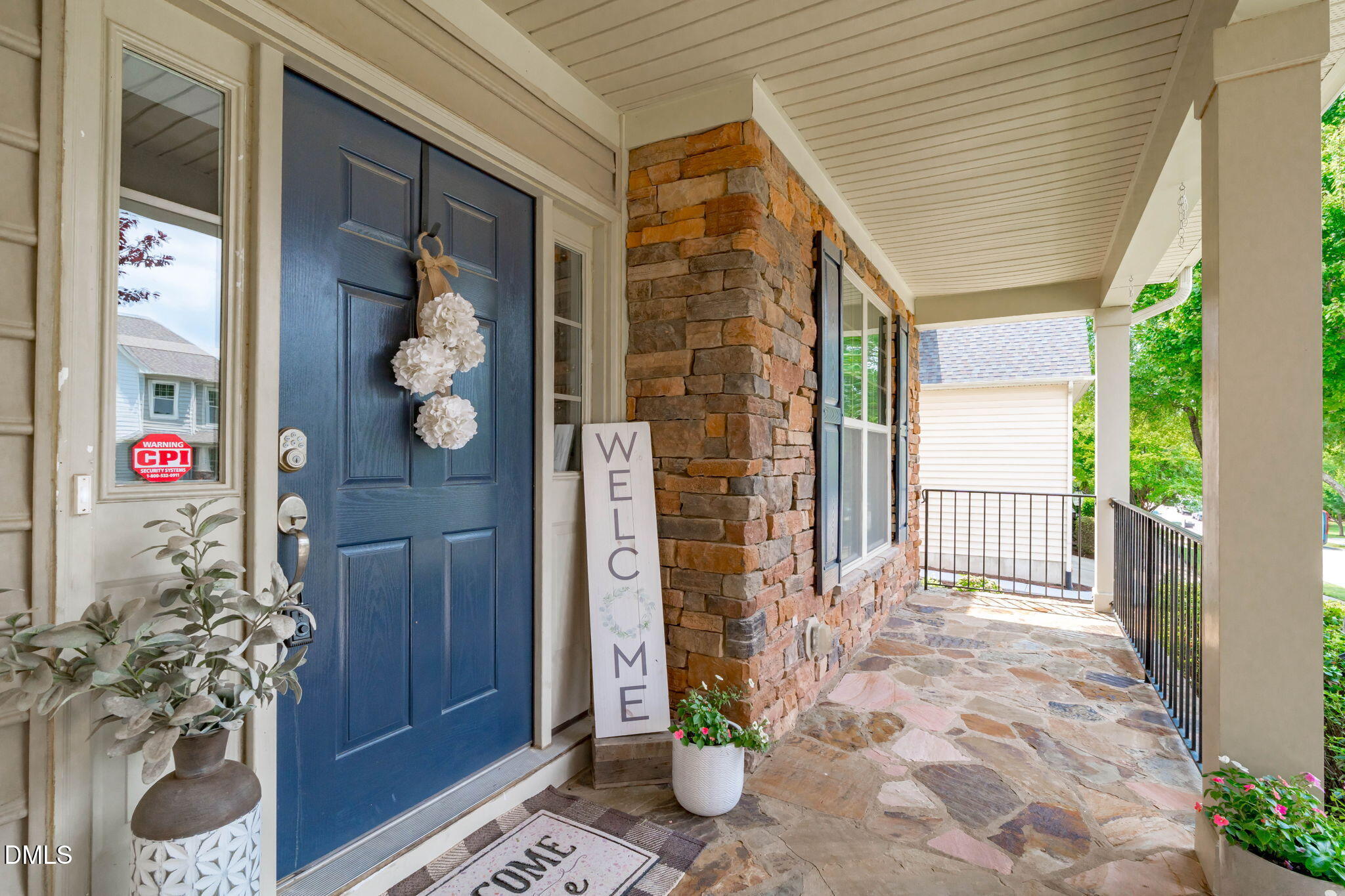 1032 Pueblo Ridge Place