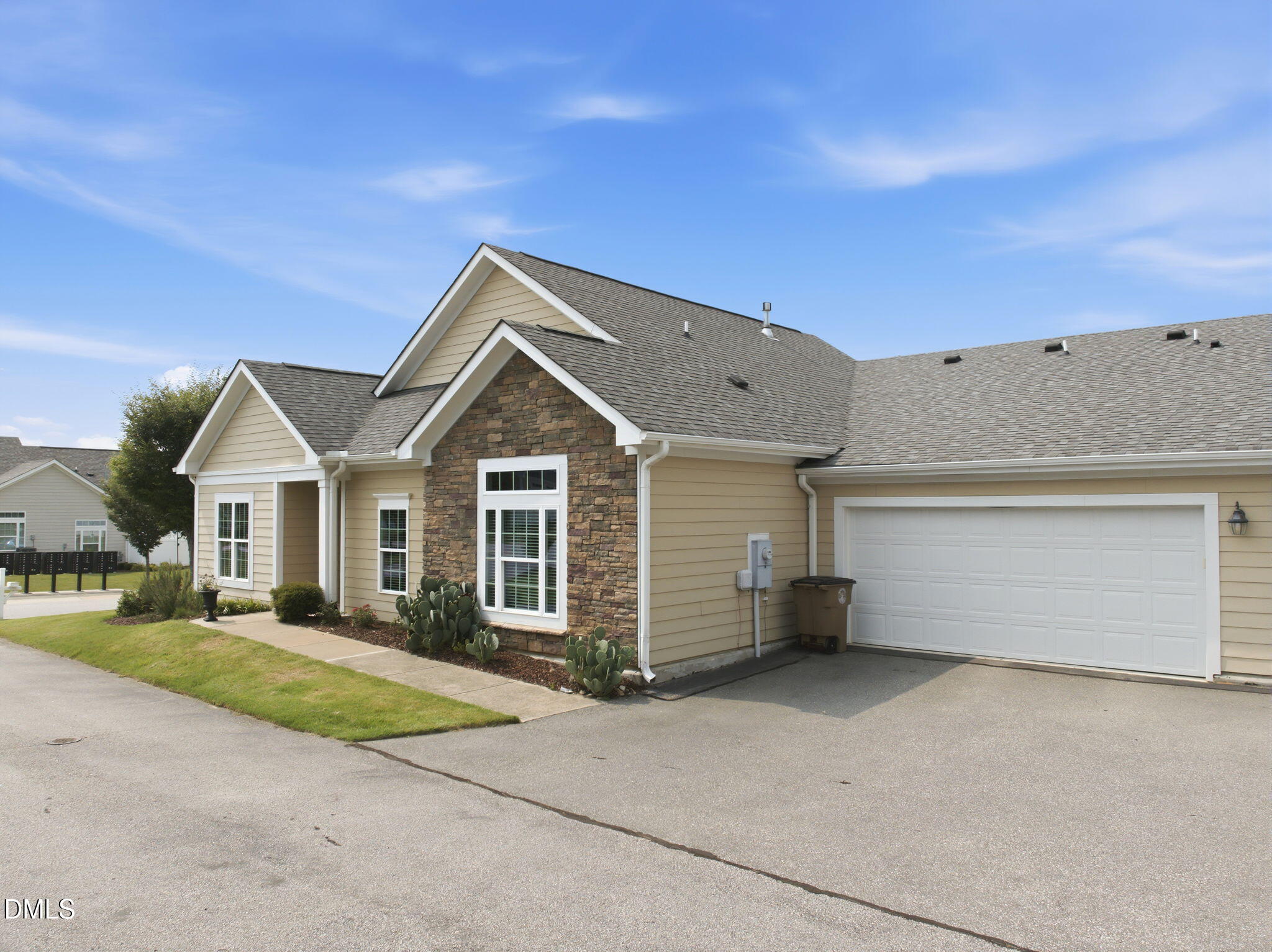 1699 Winter Wren Circle