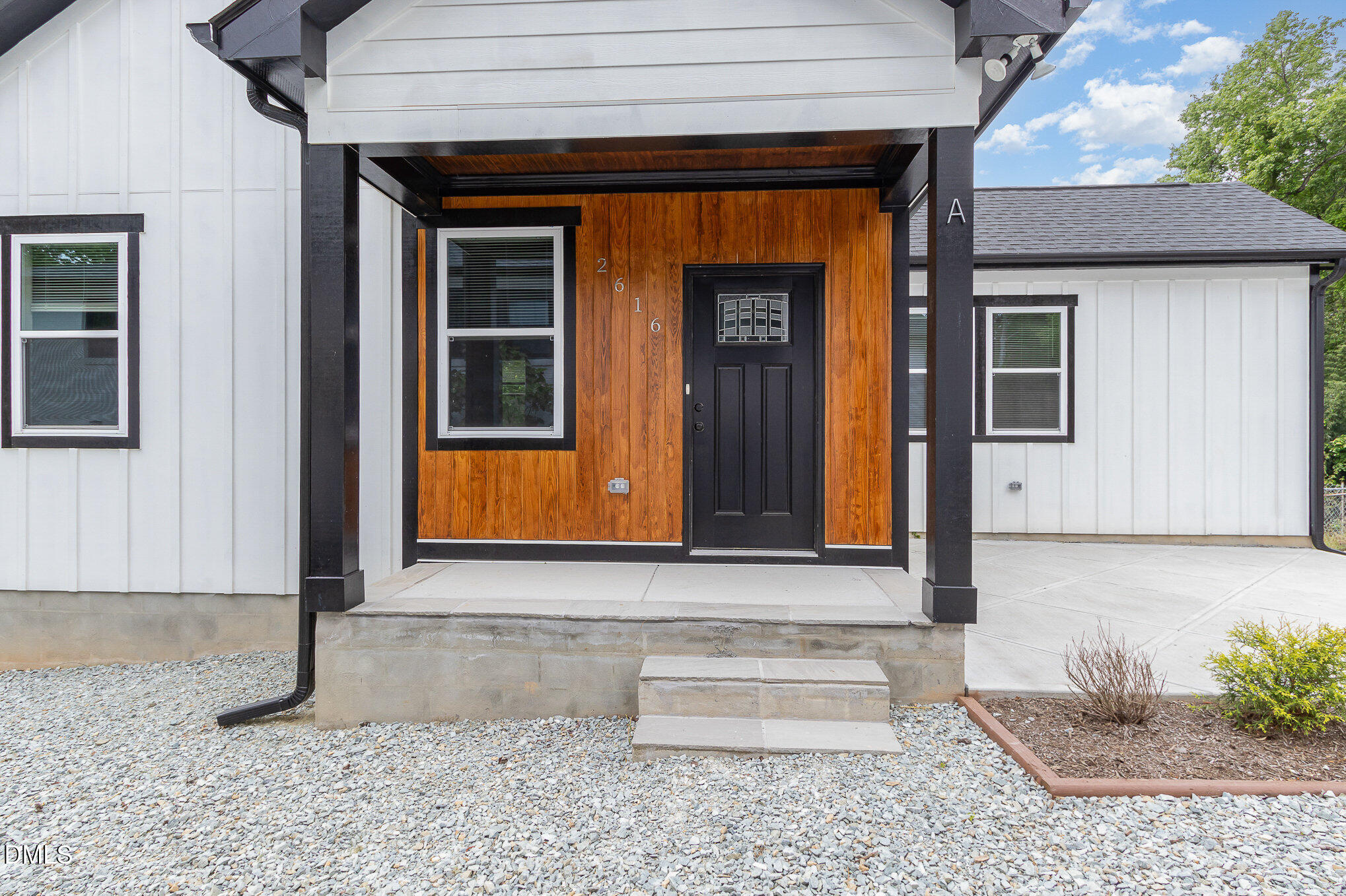 2616 Wedgedale Avenue