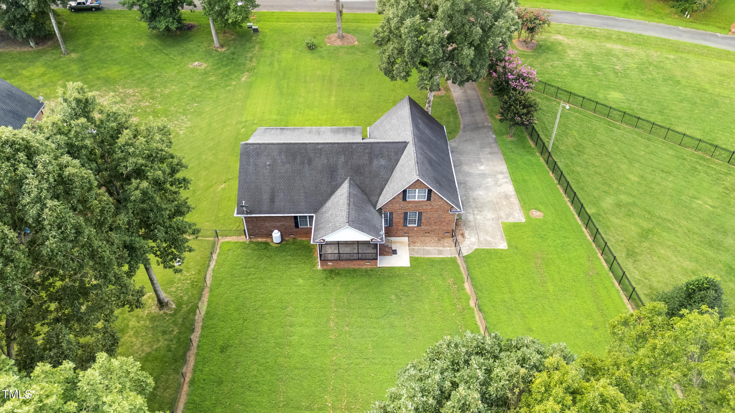 5859 Laurel Ridge Drive