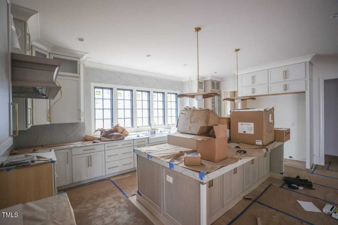 7013 Buckhead Drive