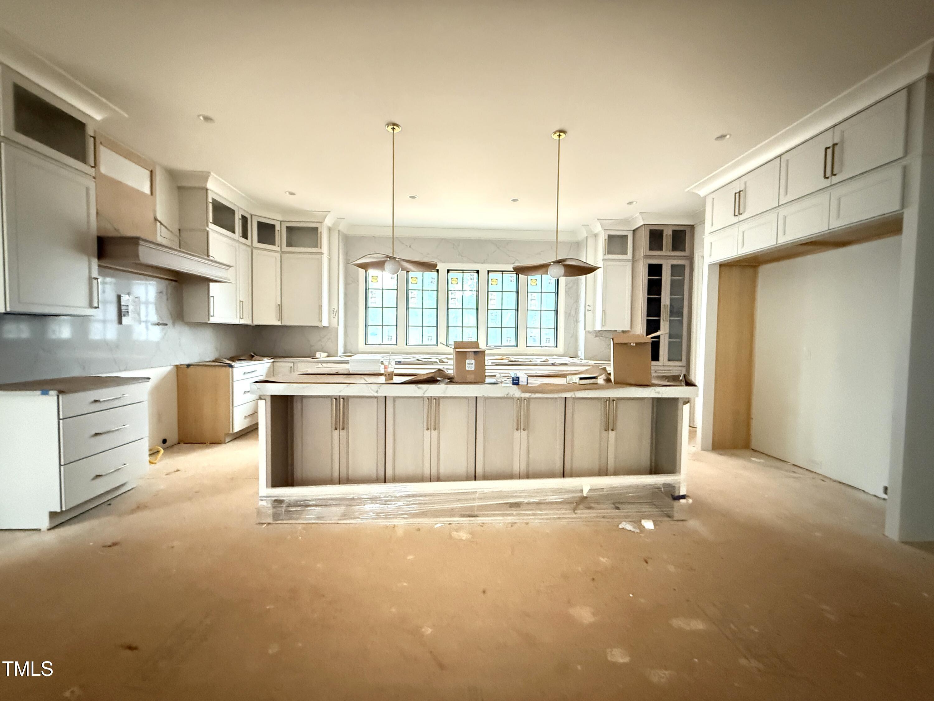 7013 Buckhead Drive