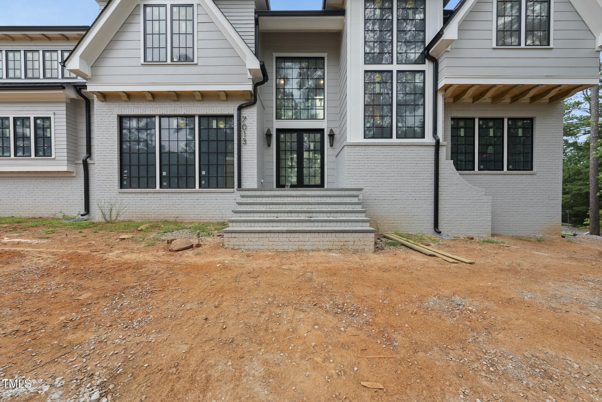 7013 Buckhead Drive
