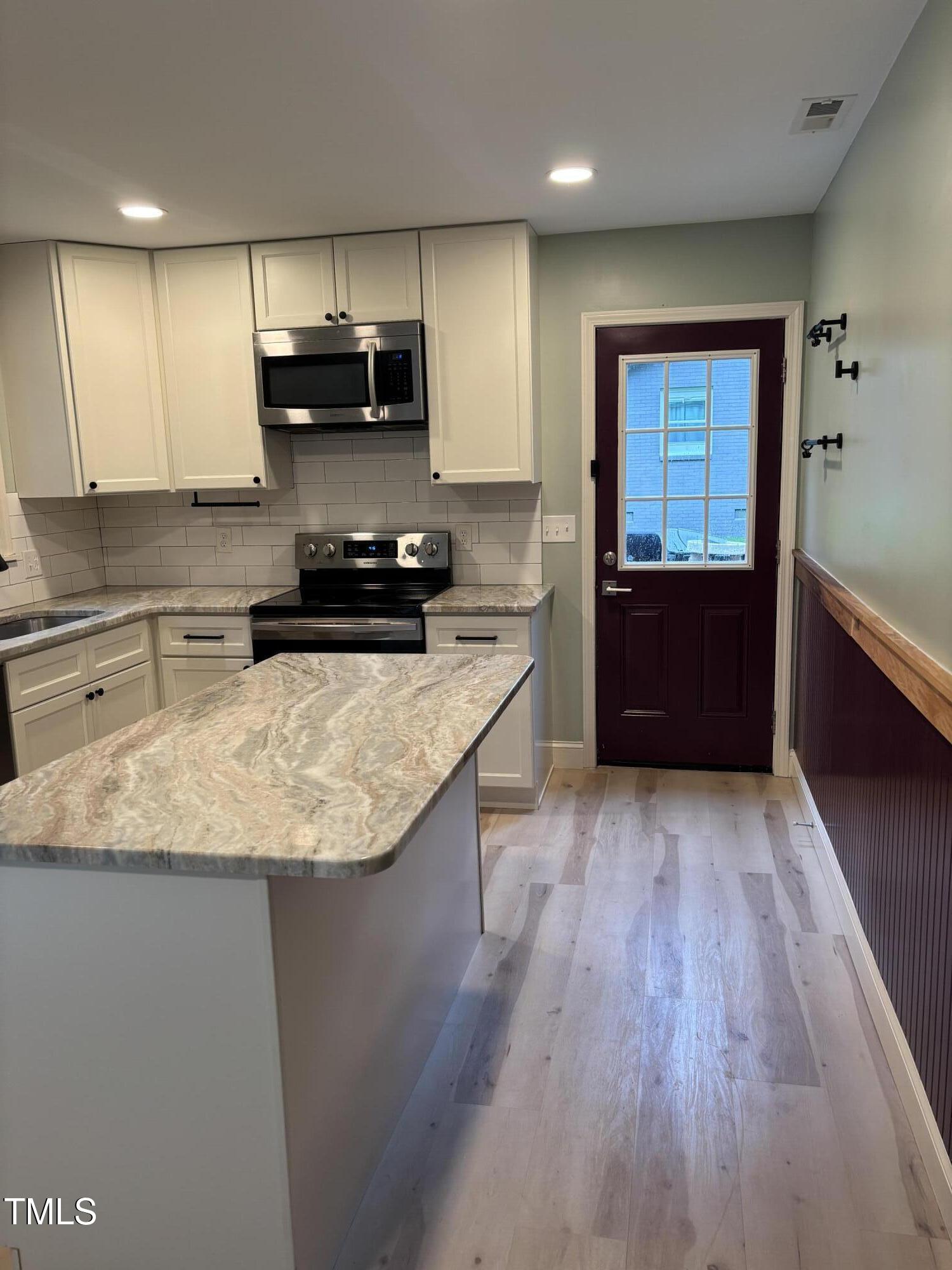 Durham, North Carolina 27712, United States, 3 Bedrooms Bedrooms, ,2 BathroomsBathrooms,Residential,Active,166639