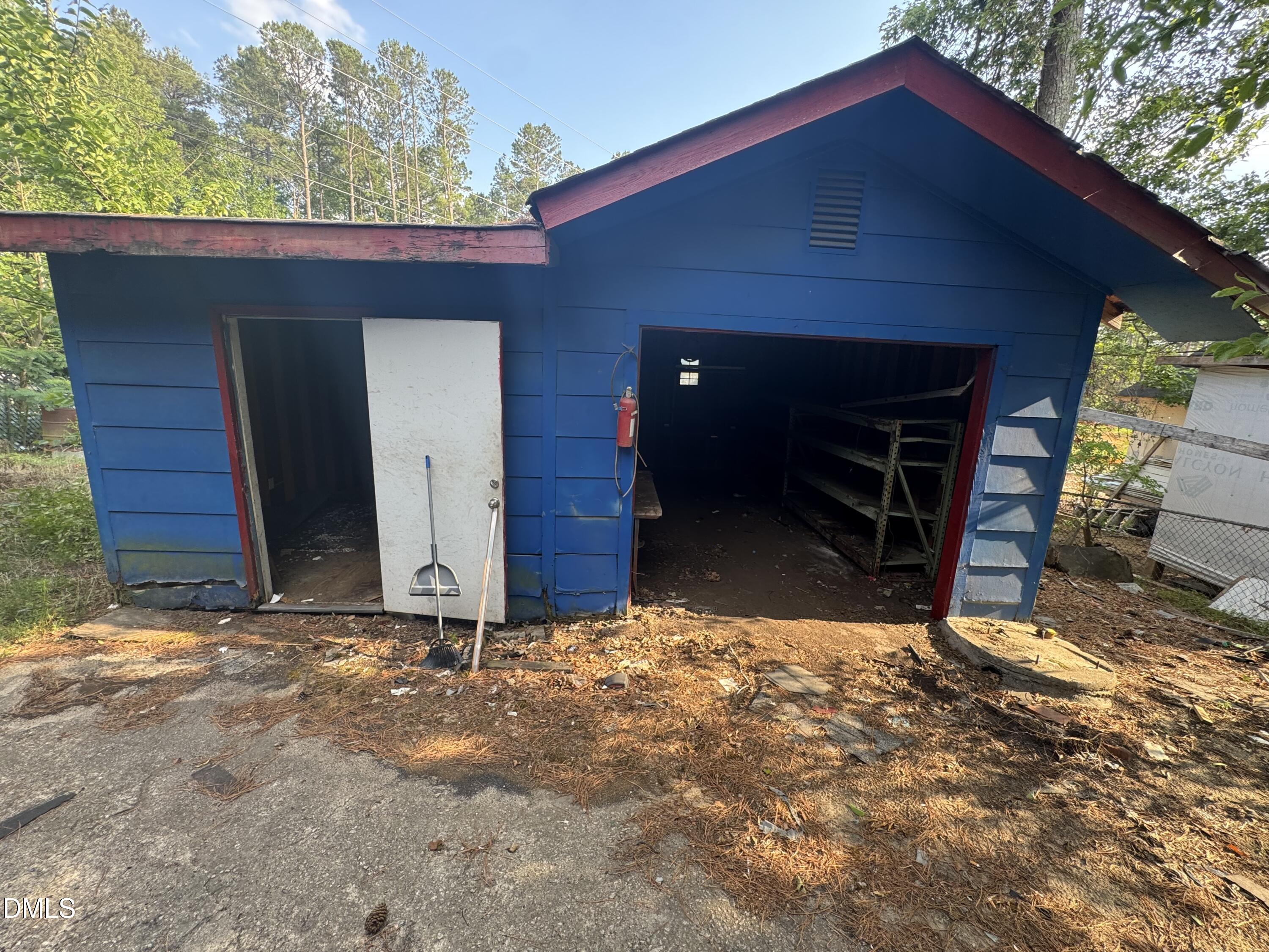 5124 Royal Acres Road
