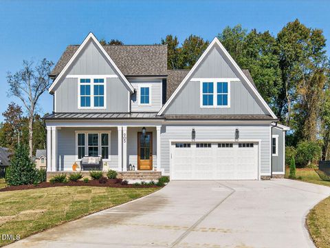 905 Lily Claire Lane Fuquay Varina NC 27526