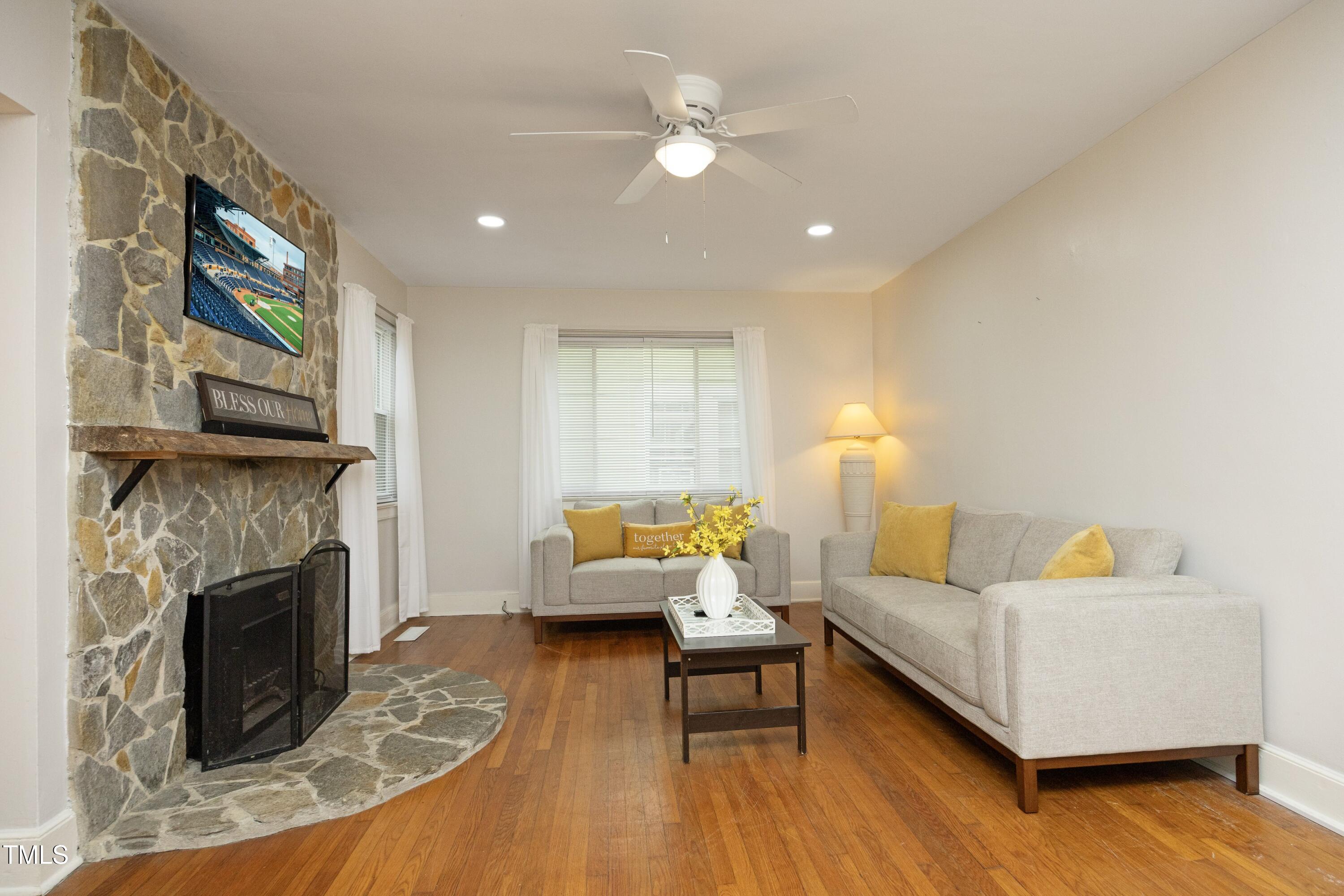 106 E Club Boulevard