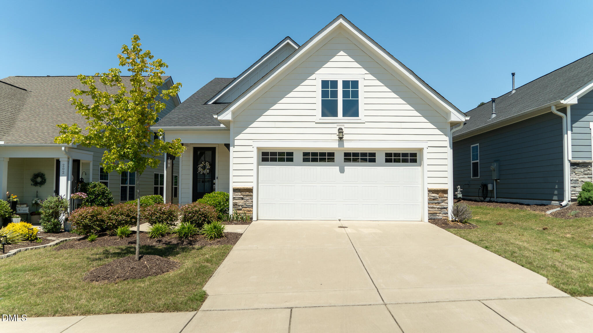 196 Canary Court