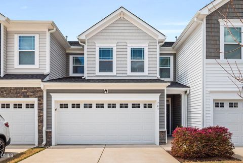 743 Creekway Drive Fuquay Varina NC 27526