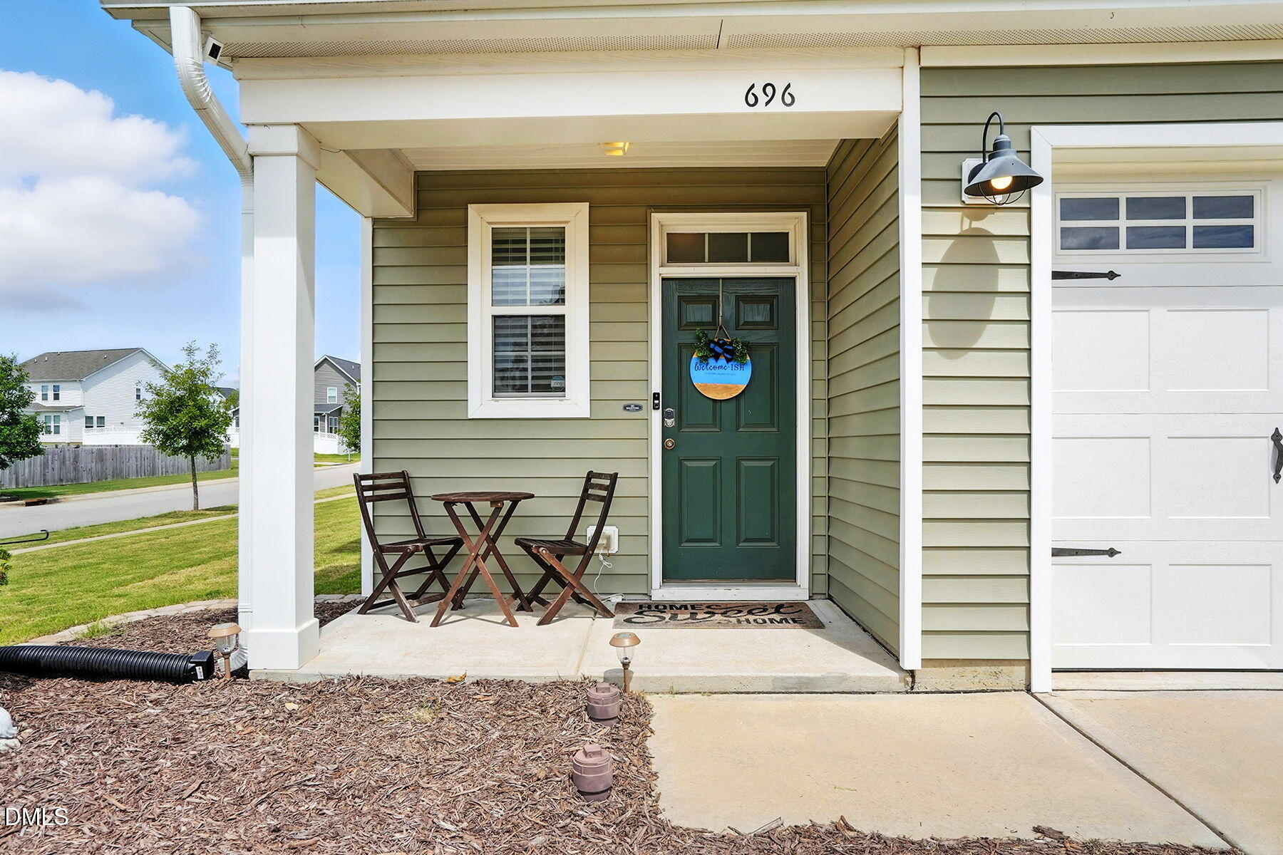 696 Crestdale Drive