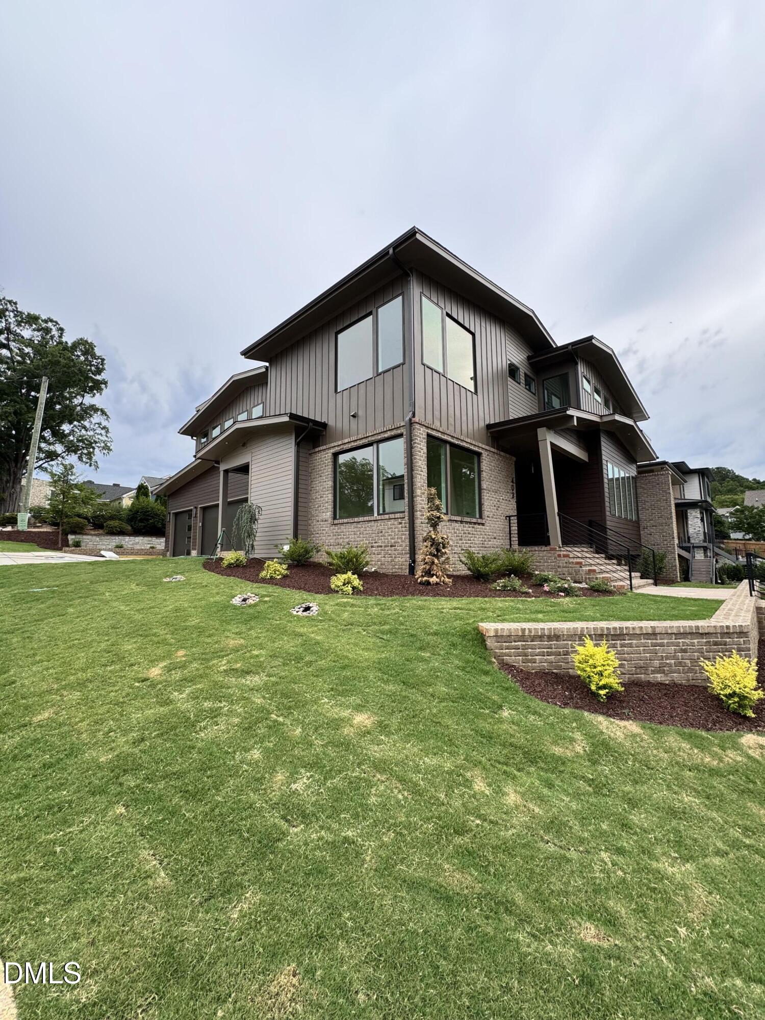 403 Waldo Street