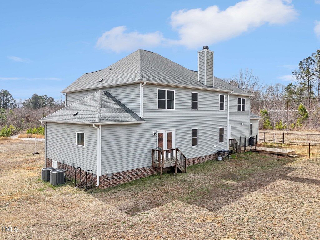 listing image 42