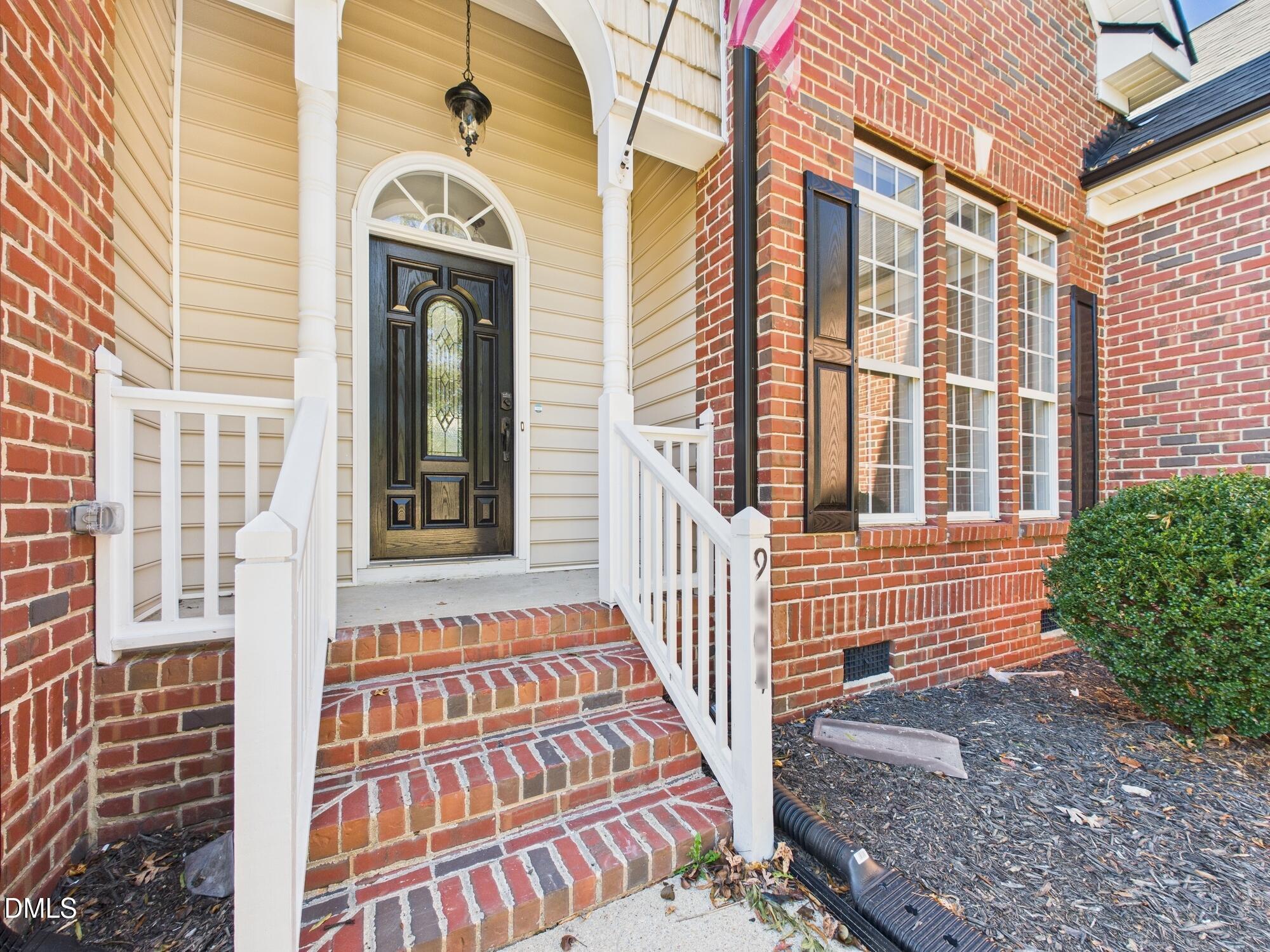 9404 Perimeter Court