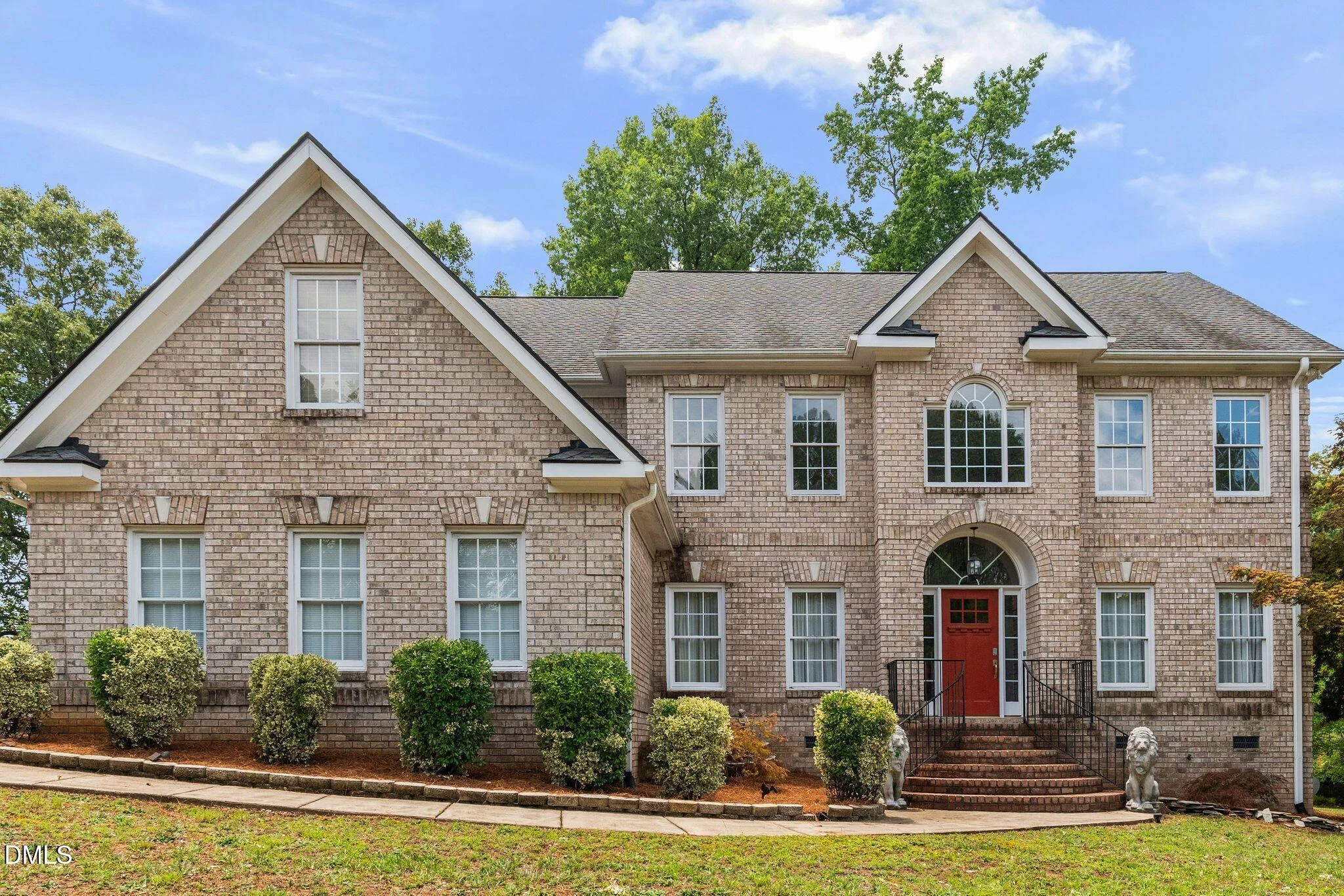 2901 Lauren Oaks Drive