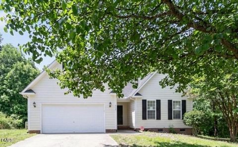 Photo of 4007 Billingsford Circle, Fayetteville, NC 28311 (MLS # 10166908)