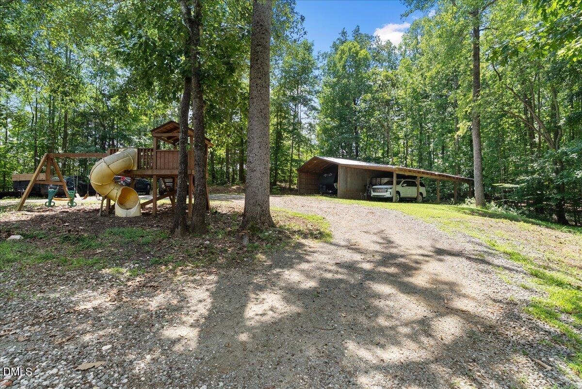 1571 Wayside Farm Road