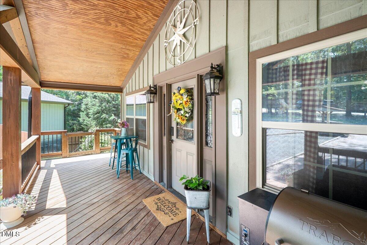 1571 Wayside Farm Road