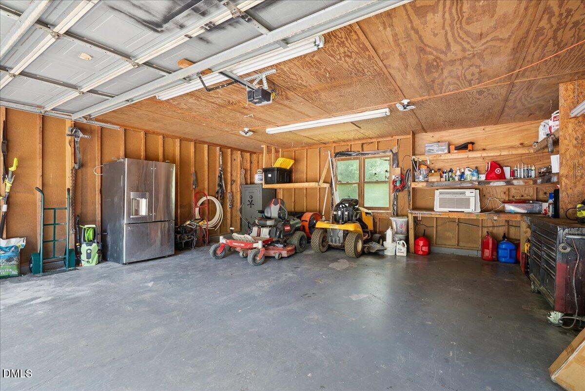 1571 Wayside Farm Road