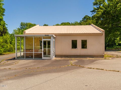 1540 Maple Avenue Burlington NC 27215